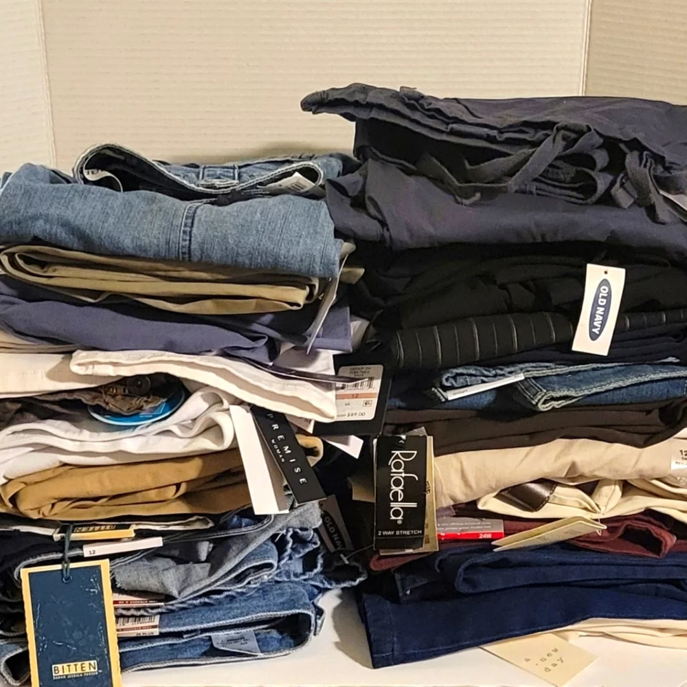 NWT Women's Pants 5 Pair Mystery Lot Mixed Brands Size 8 - Picture 2 of 7